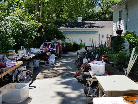 Kansas city garage sales - Connect with people who share your interest in Buy, Sell & Trade Utility in Facebook groups.